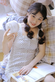 用木塞堵住不能流出来